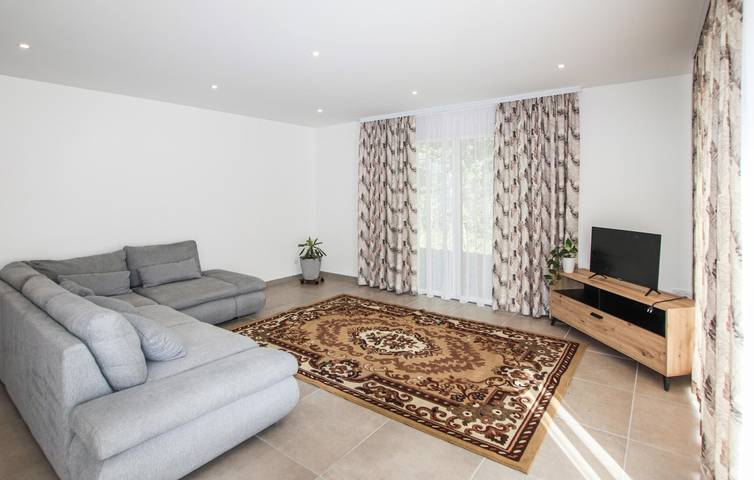 Location de vacances pour 8 personnes, avec terrasse et jardin, animaux acceptés à Die - 4