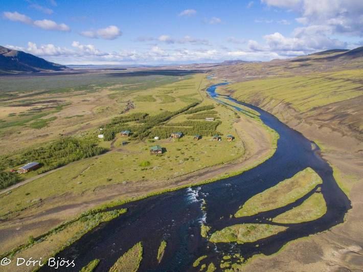 Alquiler vacacional para 5 personas, con jardín además de vistas al lago y vistas, Se admiten mascotas en Islandia