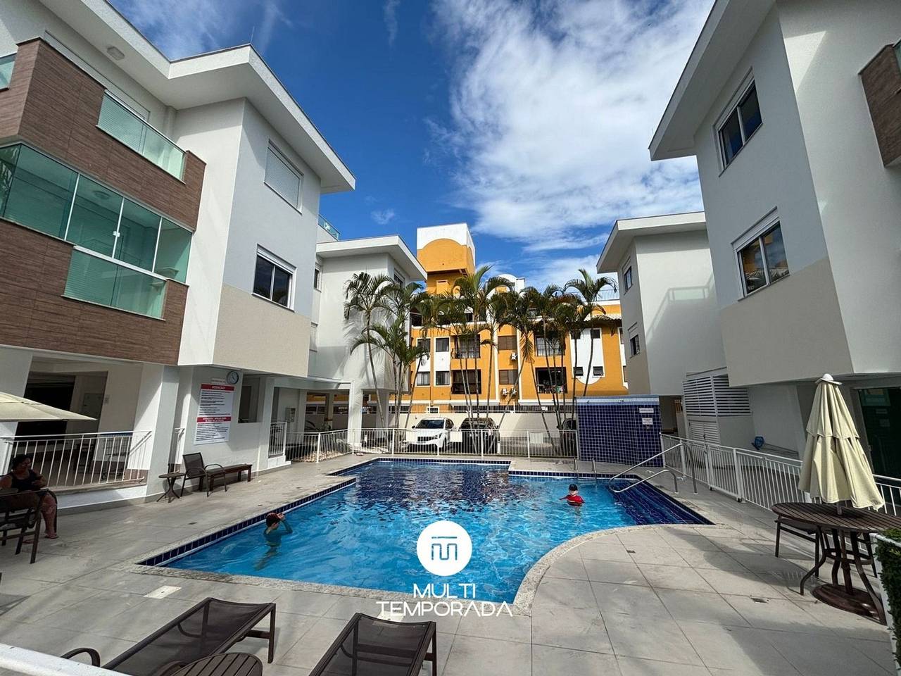 Apartamento entero, Apto Cachoeira Class c/ Piscina - Florianópolis/Sc in Cachoeira do Bom Jesus, Canasvieiras