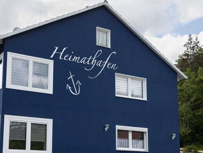 Ferienwohnung für 2 Personen, mit Balkon und Garten