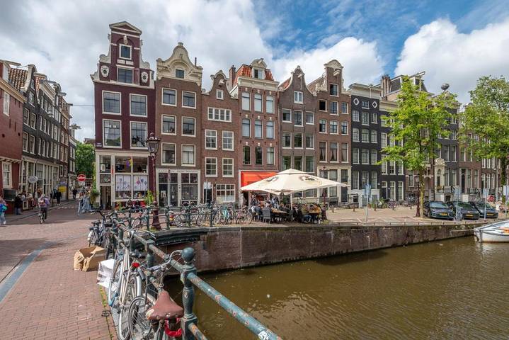Villa pour 8 personnes, avec Balcon ainsi que Terrasse et Vue à Amsterdam