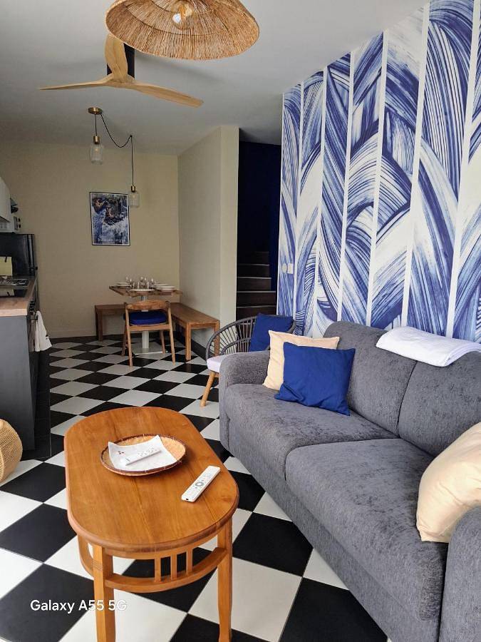 Maison de vacances pour 6 personnes, avec piscine ainsi que vue et jardin