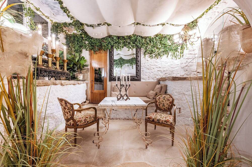 Rock House – Pool & Authentic 17th-Century Home in Goult, Parc naturel régional du Luberon