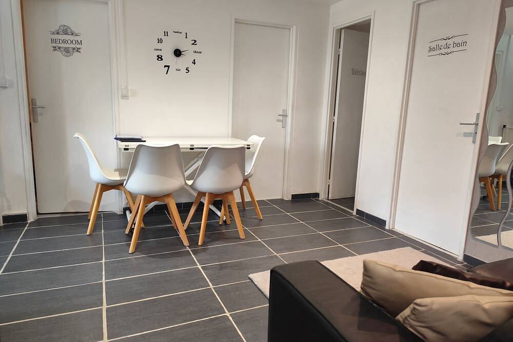 Apartamento entero, Appartement proche de la gare Rer Bry-sur-Marne  30 mn Disney et Paris in Noisy-le-Grand, Sena-Saint Denis