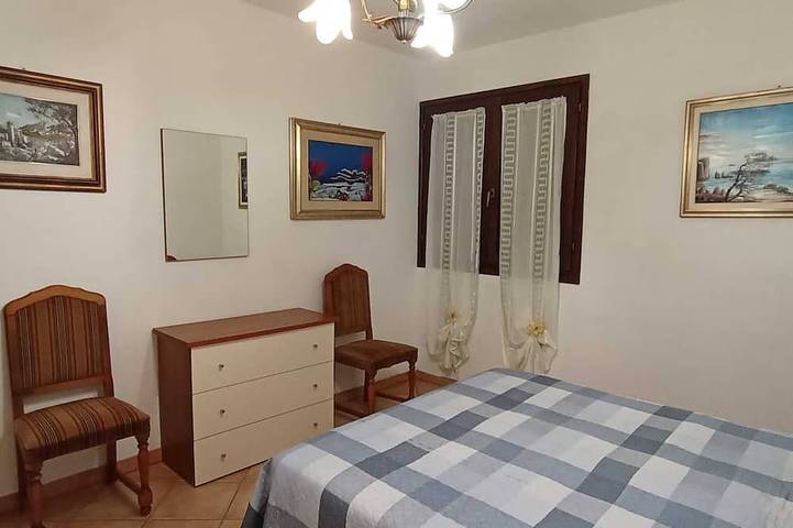 Gîte pour 4 personnes, avec jardin à Porto Pino - 3