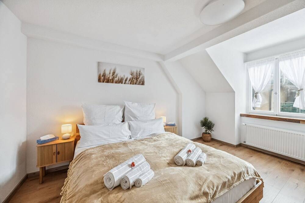 Ganze Wohnung, Remo l Altstadtidyll am Walensee #2 | Balkon I nahe Bhf. + Autobahn I Parkplatz in Weesen, Walensee