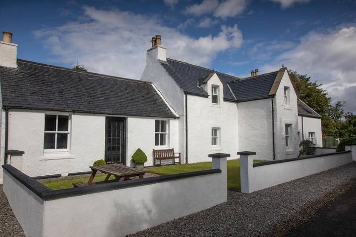 Bed and breakfast for 2 people on the Isle of Skye