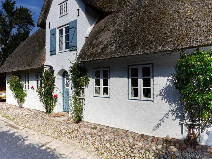 Ferienhaus für 4 Personen, mit Terrasse und Garten auf Föhr - 2