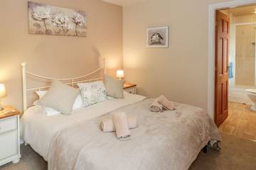 Log Cabin for 8 People in Betws-y-Coed, Conwy region, Photo 3
