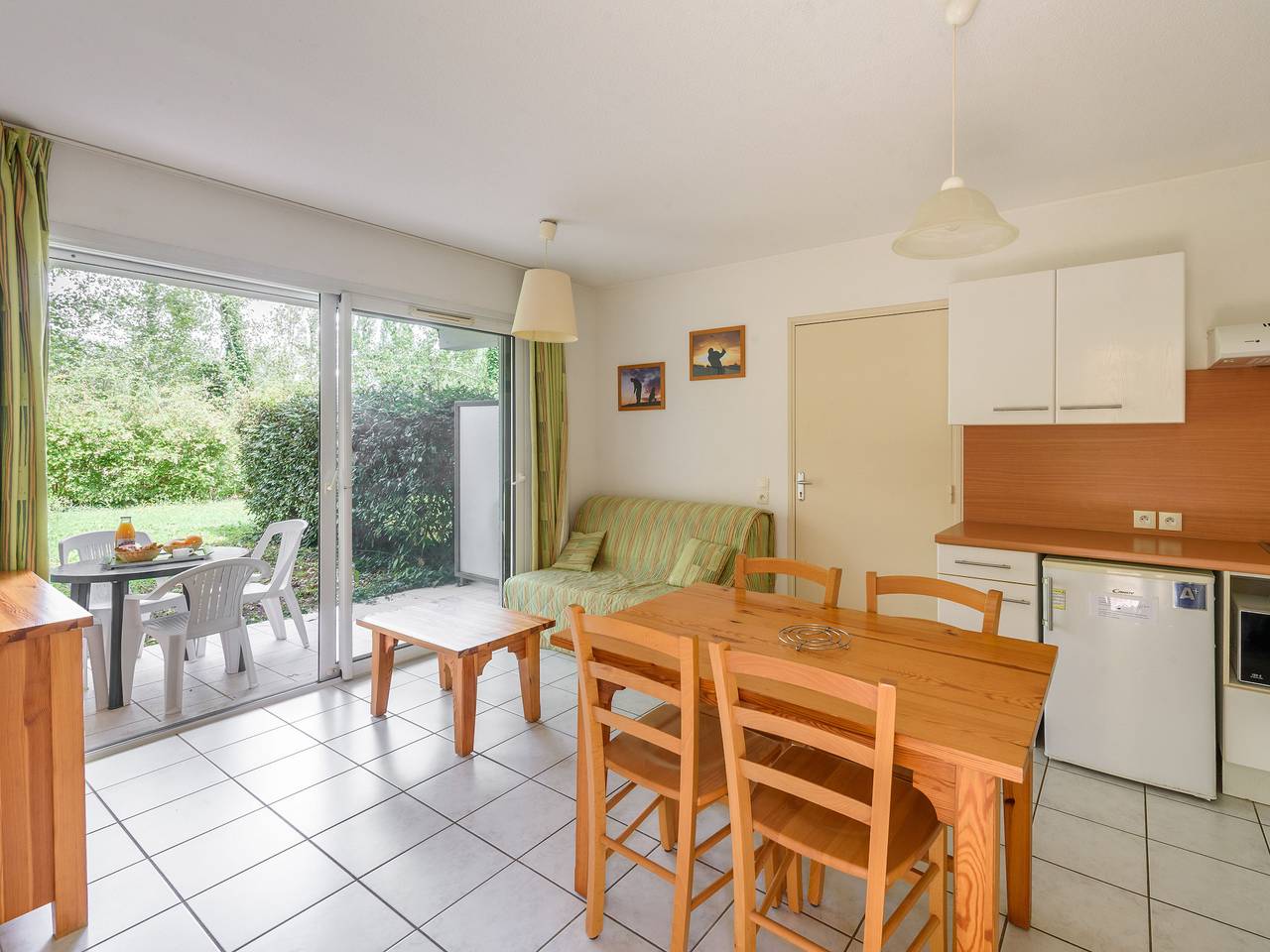 Appartement entier, Appartement de vacances pour 4 personnes avec piscine in Rivières, Région d'Albi