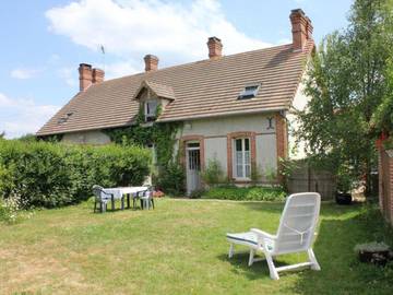 Gîte pour 6 personnes, avec jardin à Neung-sur-Beuvron