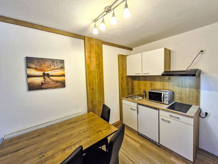 Ferienwohnung für 4 Personen, mit Terrasse und Garten in Huben - 2