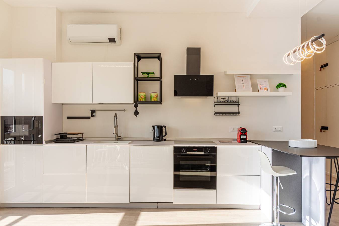 Apartamento entero, La casa di Minù by Houset in Monza, Brianza