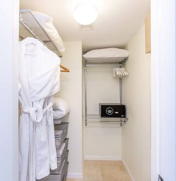 Loft for 5 Guests in Miami, Florida, Picture 2