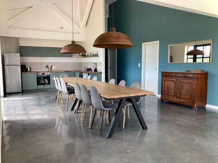 Gîte pour 15 personnes, avec terrasse ainsi que piscine et jardin, animaux acceptés à Trouillas - 3