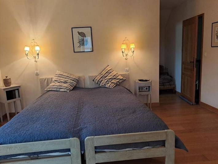 Location de vacances pour 2 personnes, avec Balcon ainsi que Terrasse et Jardin à Huismes