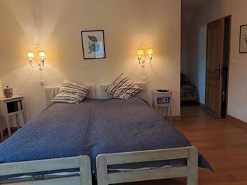 Cottage pour 2 personnes, avec jardin et balcon à Huismes
