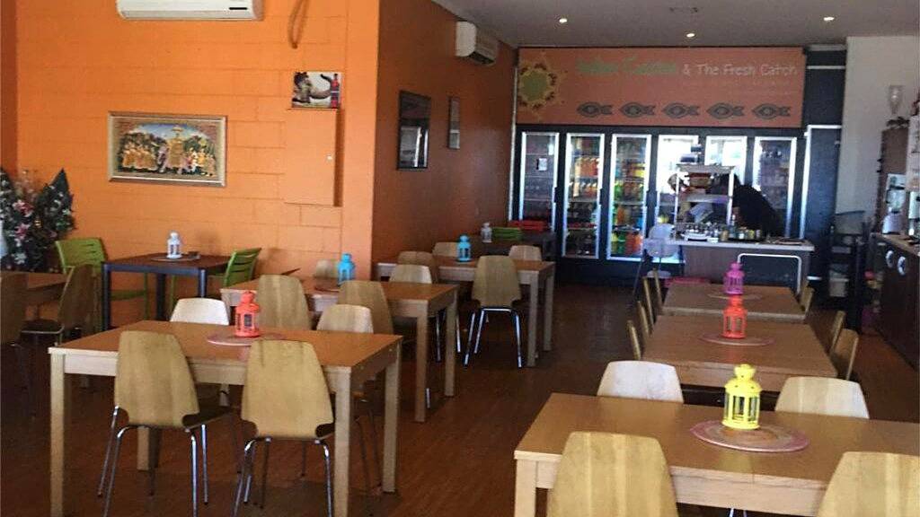 Die Retro Beach Shack. 1 Haus vom Strand, Wifi, Arcade Machine, zu Fuß zu Cafés in Aldinga Beach, City of Onkaparinga