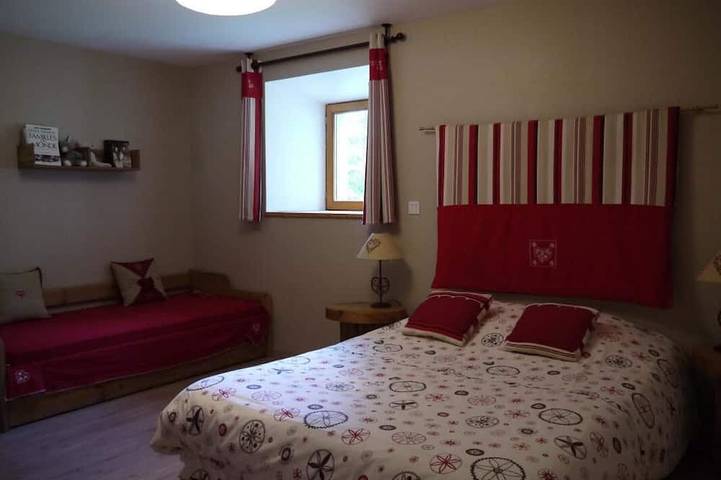 Location de vacances pour 4 personnes, avec jardin et terrasse à La Motte-en-Bauges - 4