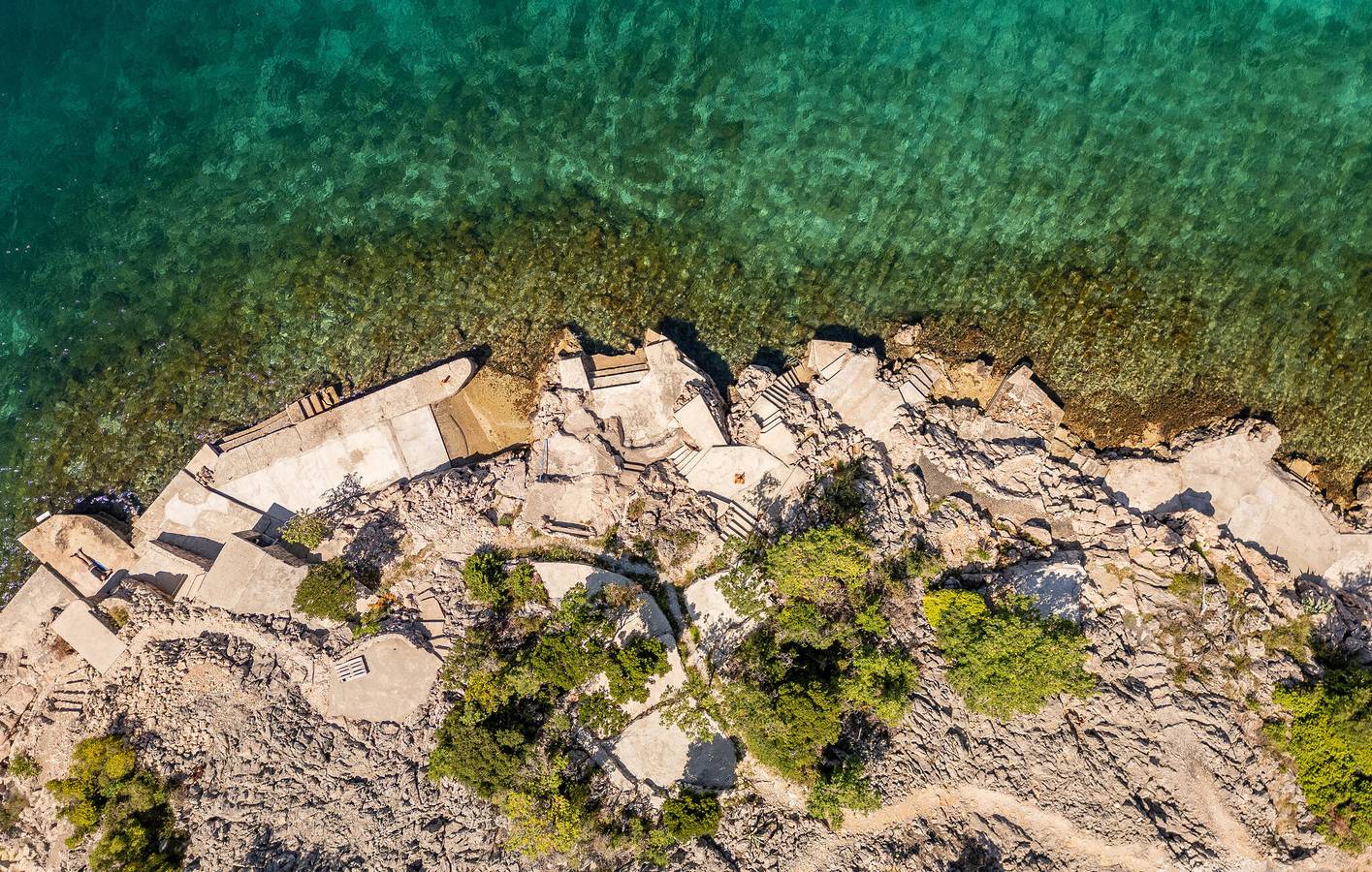 Ganze Ferienwohnung, Ferienwohnung für 3 Personen mit Terrasse in Cesarica, Naturpark Velebit