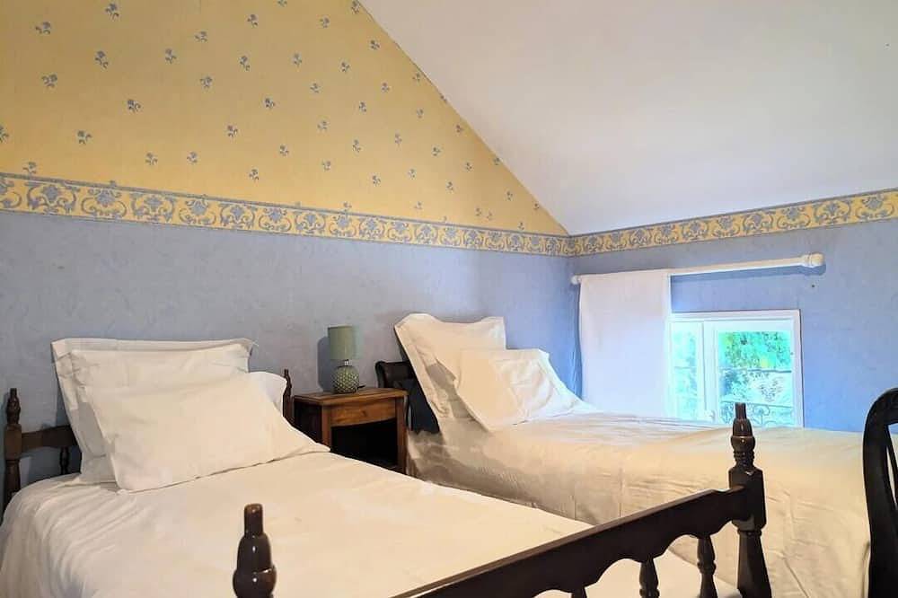 Maison familiale au coeur de la nature in Englancourt, Aisne