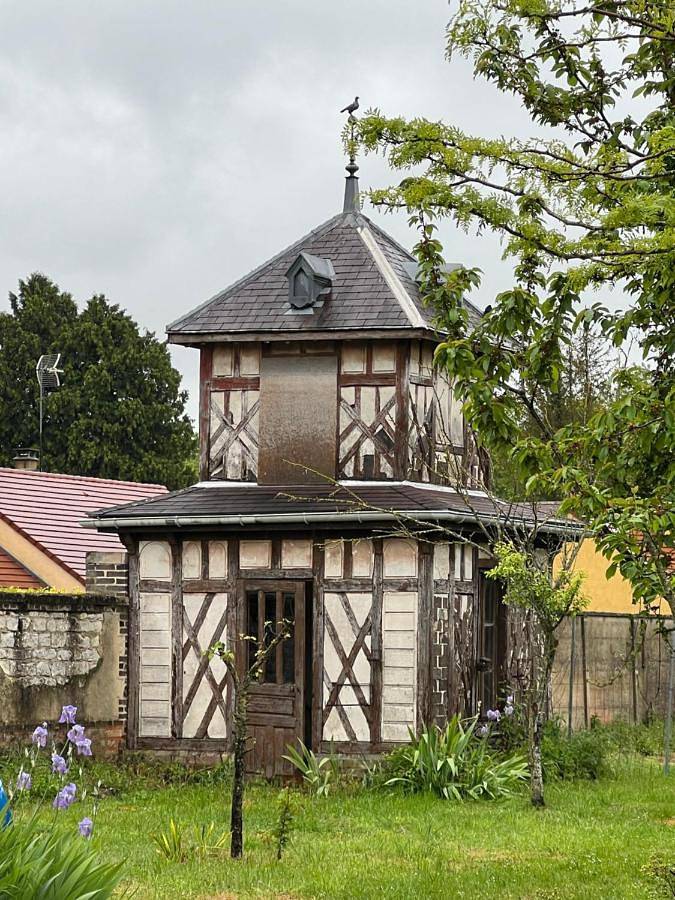 Gîte pour 4 personnes, avec Terrasse et Jardin à Saint-Lyé