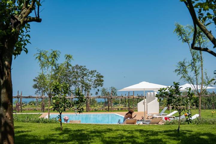 Villa per 17 persone, con giardino e balcone in Massa Lubrense