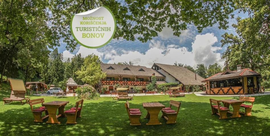 Gästehaus für 4 Personen, mit Balkon und Terrasse sowie Garten und Pool in Bled