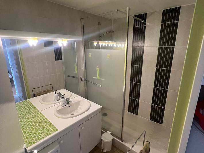 Appartement entier, Appartement au pied des pistes avec garage privé in Super Besse, Besse-et-Saint-Anastaise