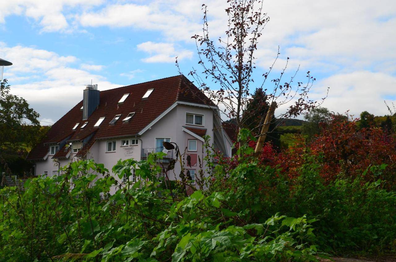 Castell Hotel & Restaurant in Leinsweiler, Trifelsland