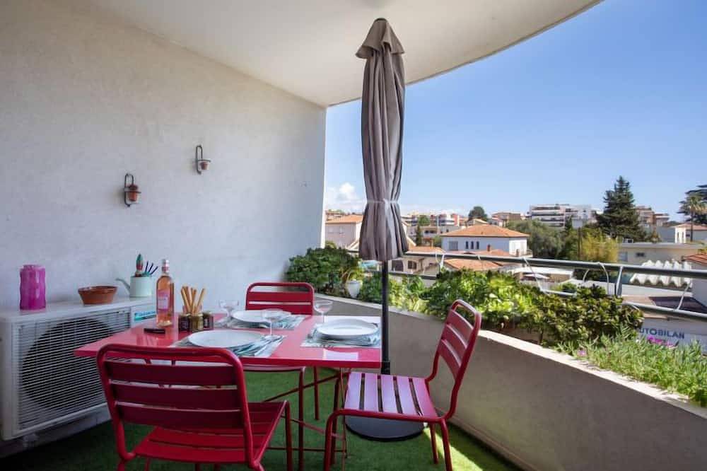 Apartamento entero, Le Lagon Bleu by Interhome in Cros de Cagnes, Cagnes-sur-Mer