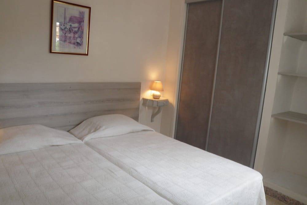 La Escala: house / villa - 5 rooms - 8/10 persons in l'Escala, Upper Empordà