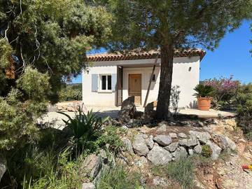 Gîte pour 2 personnes, avec jardin et vue à Plan-d'Aups-Sainte-Baume