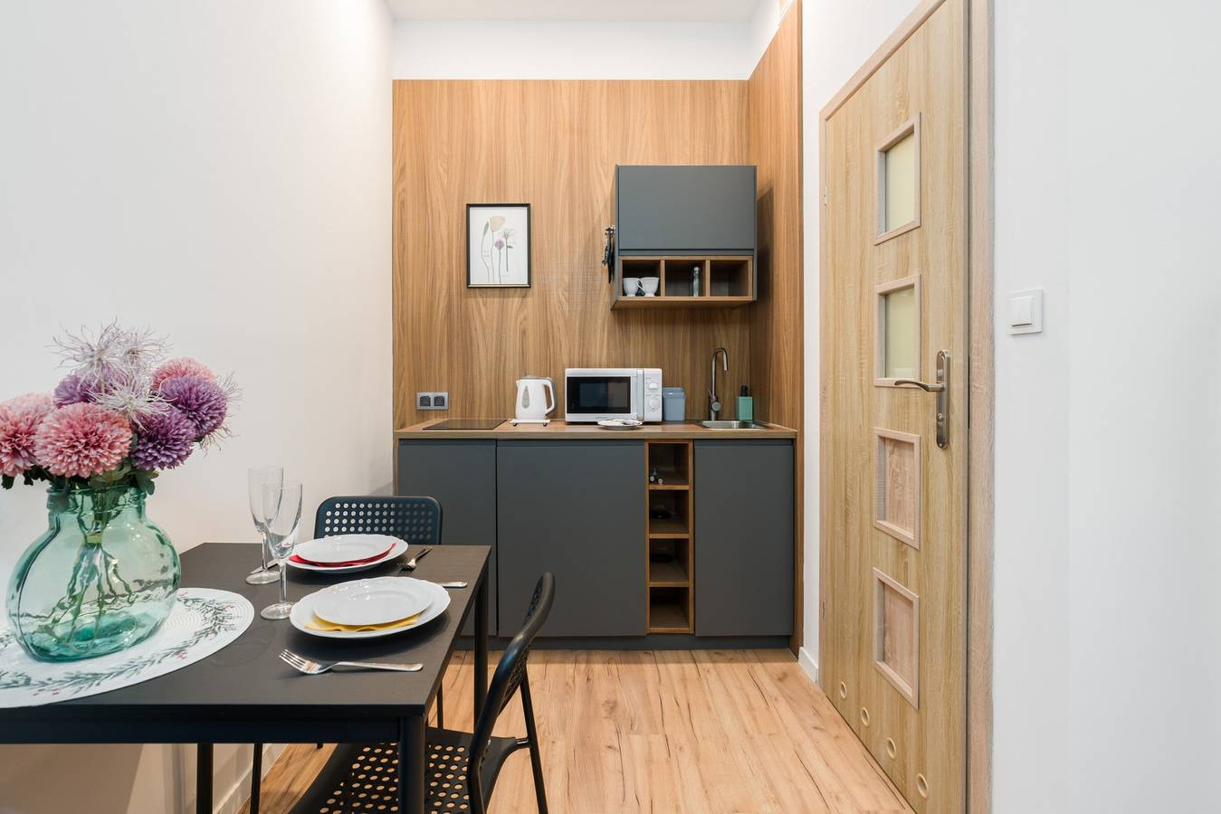 Entire apartment, Kwiatowa 6 | Spacious Apartment | Balcony in Poznan, Greater Poland