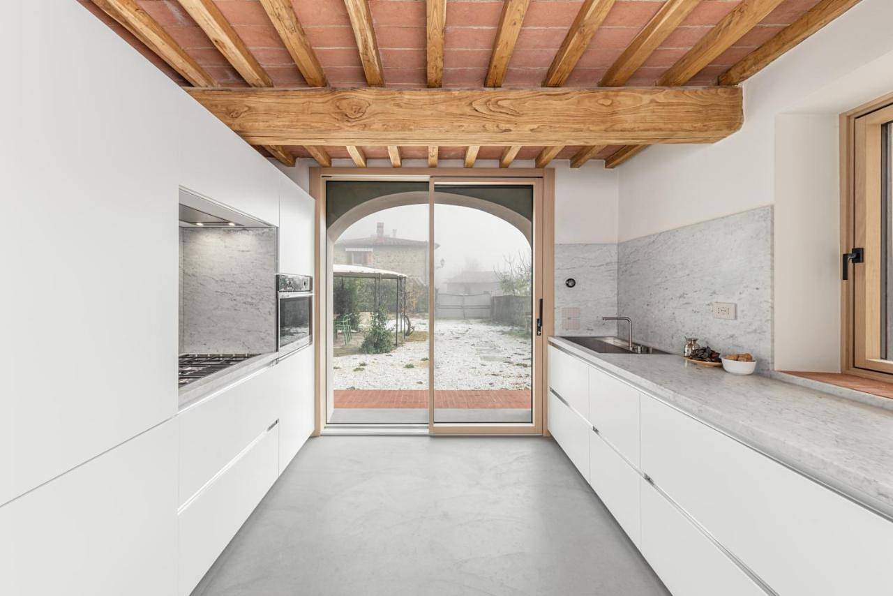 Contemporary country house in the Chianti area in Figline e Incisa Valdarno, Chianti