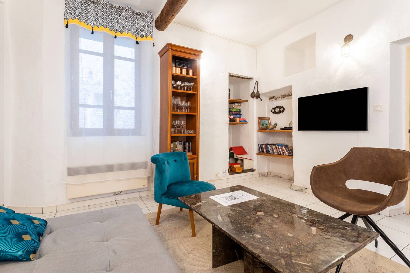 Maison de vacances 'Collo' avec vue sur la montagne, terrasse privée et Wi-Fi in Collobrières, Région de Toulon