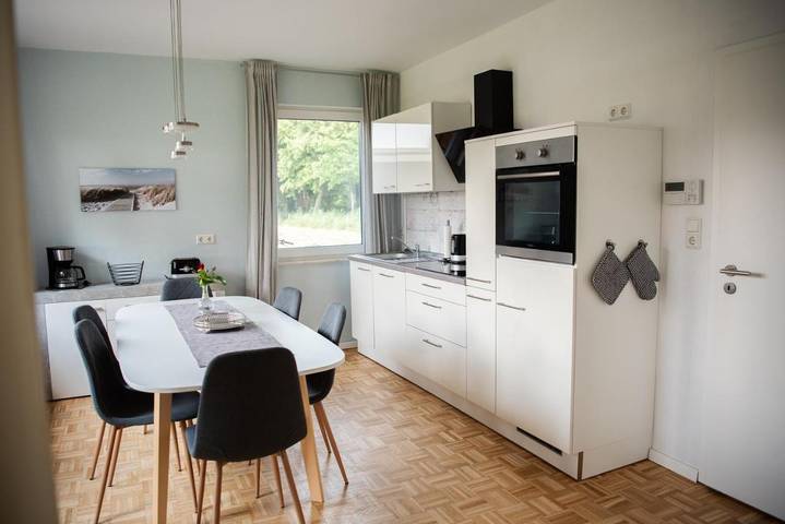 Vakantiehuis voor 10 personen, met uitzicht en tuin in Leer