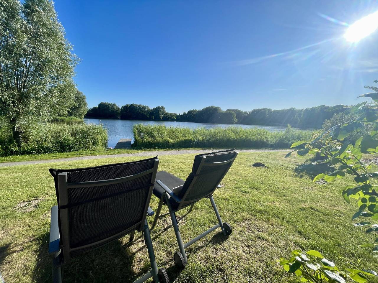 4 Personen Ferienhaus mit Kanu, Kaminofen und herrlichem Seeblick in Otterndorf in Otterndorf, Cuxland