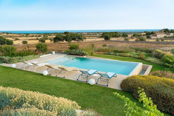 Villa pour 8 personnes, avec piscine à Modica