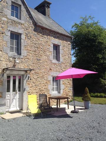 Gîte pour 6 personnes, avec jardin et terrasse, adapté aux familles à Saussey