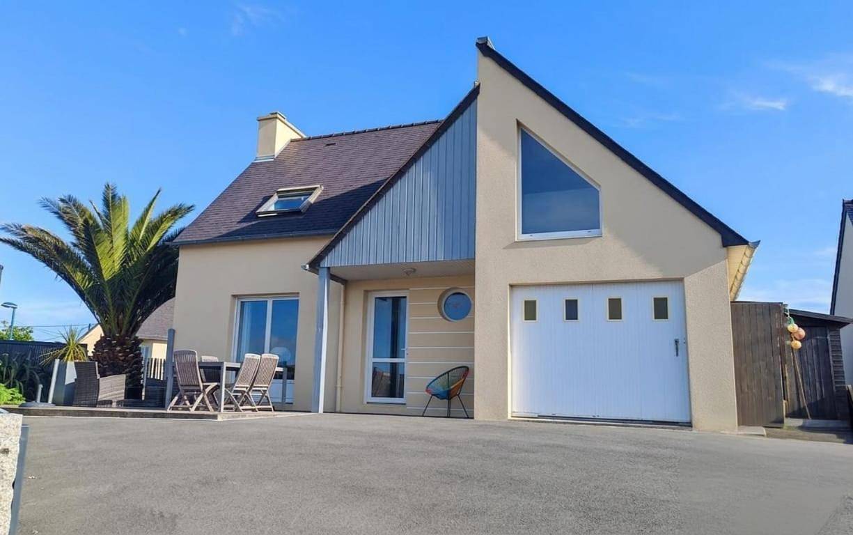 Three-Bedroom House in Sibiril, Ceinture Dorée