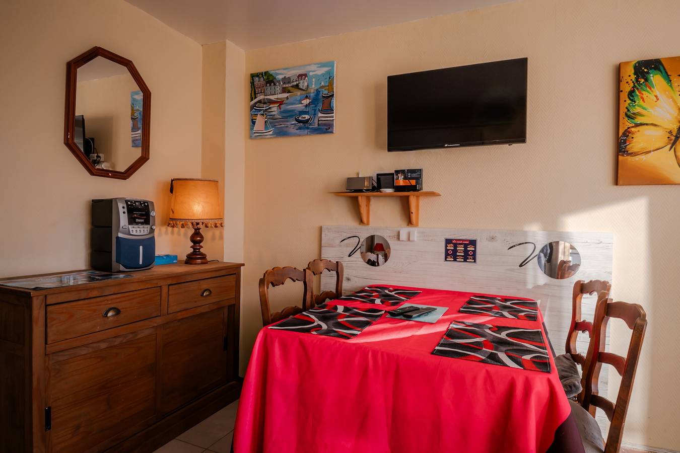 Apartamento entero, Apartamento en planta baja, a 50 m de la playa, Bernières-sur-Mer in Bernières-sur-Mer, Región de Caen