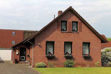 Ferienhaus für 5 Personen, mit Terrasse und Garten in Leer
