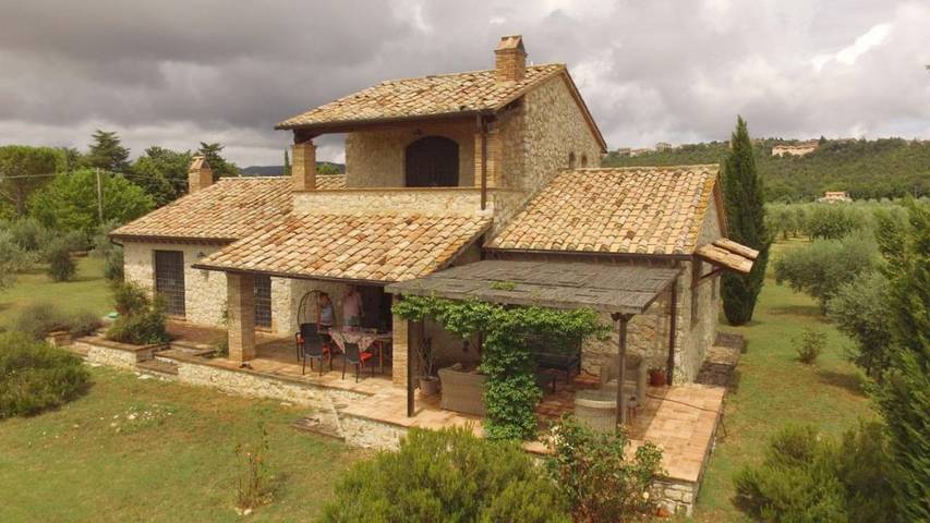 Country house for 8 people, with pool and garden as well as view - 1
