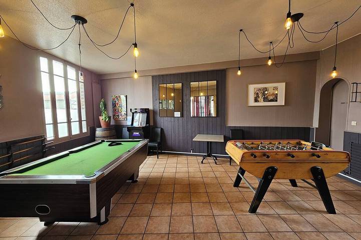 Location de vacances pour 15 personnes, avec Terrasse dans Fontaine-Simon