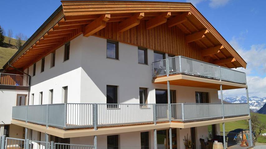 Ferienwohnung für 4 Personen, mit Seeblick und Ausblick sowie Terrasse, mit Haustier in Thiersee