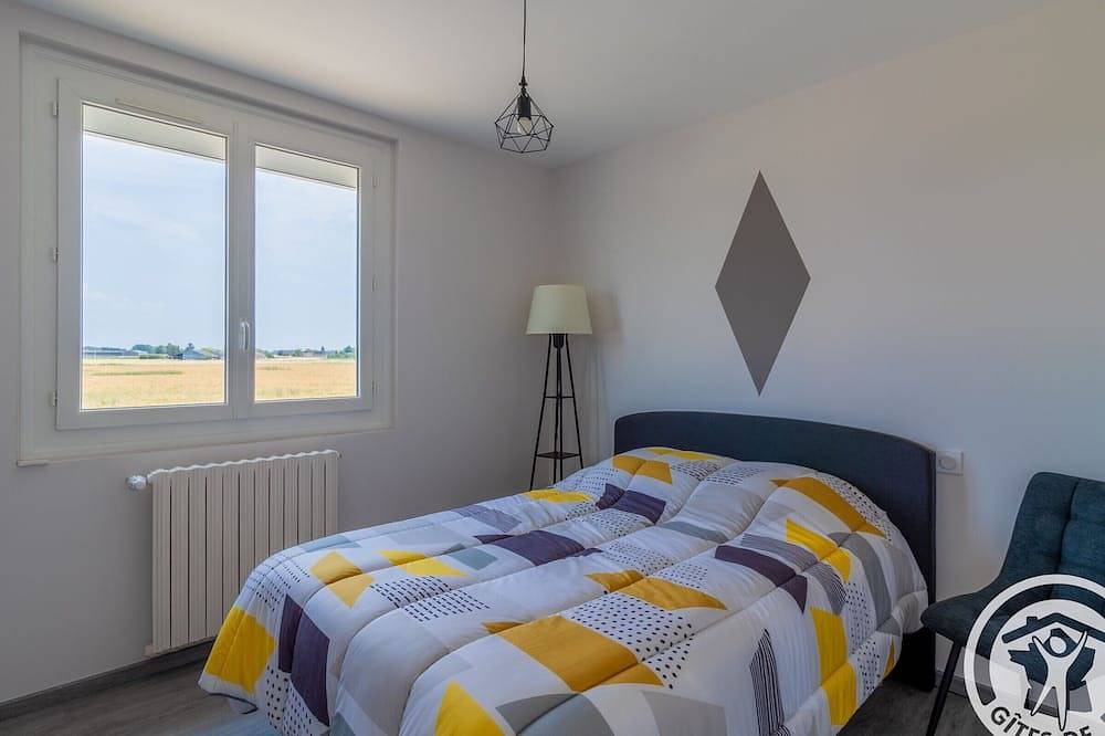 Gîte rénové 2023 avec terrasse, proche Zoo de La Flèche, idéal motards, 6 pers, wifi, parking sécurisé in Méon, Vallée de la Loire