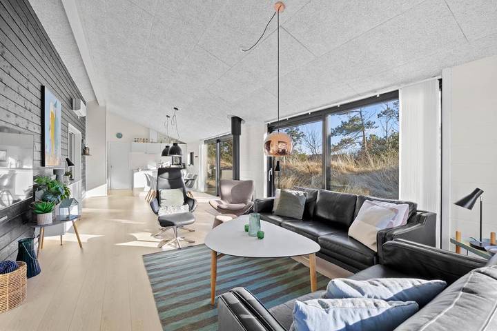 Beautiful newly built luxury holiday home with sauna and hot tub in Blavand, Varde Region