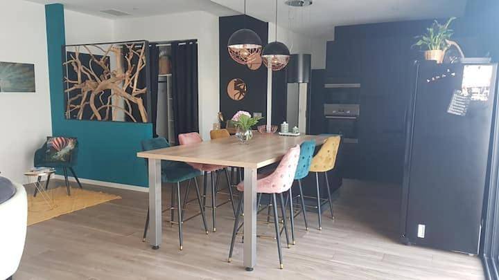 Location de vacances pour 8 personnes, avec piscine et jardin à Tosse - 4