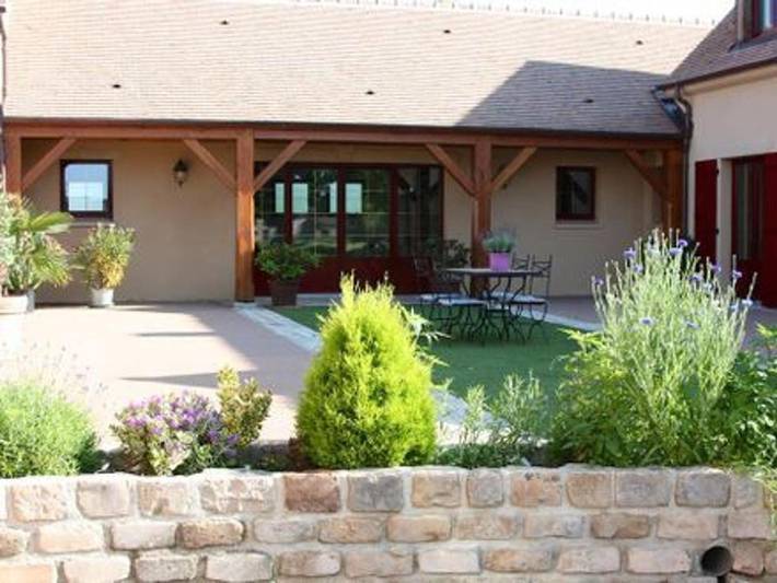 Chambre d’hôte pour 6 personnes, avec terrasse à Pouligny-Notre-Dame